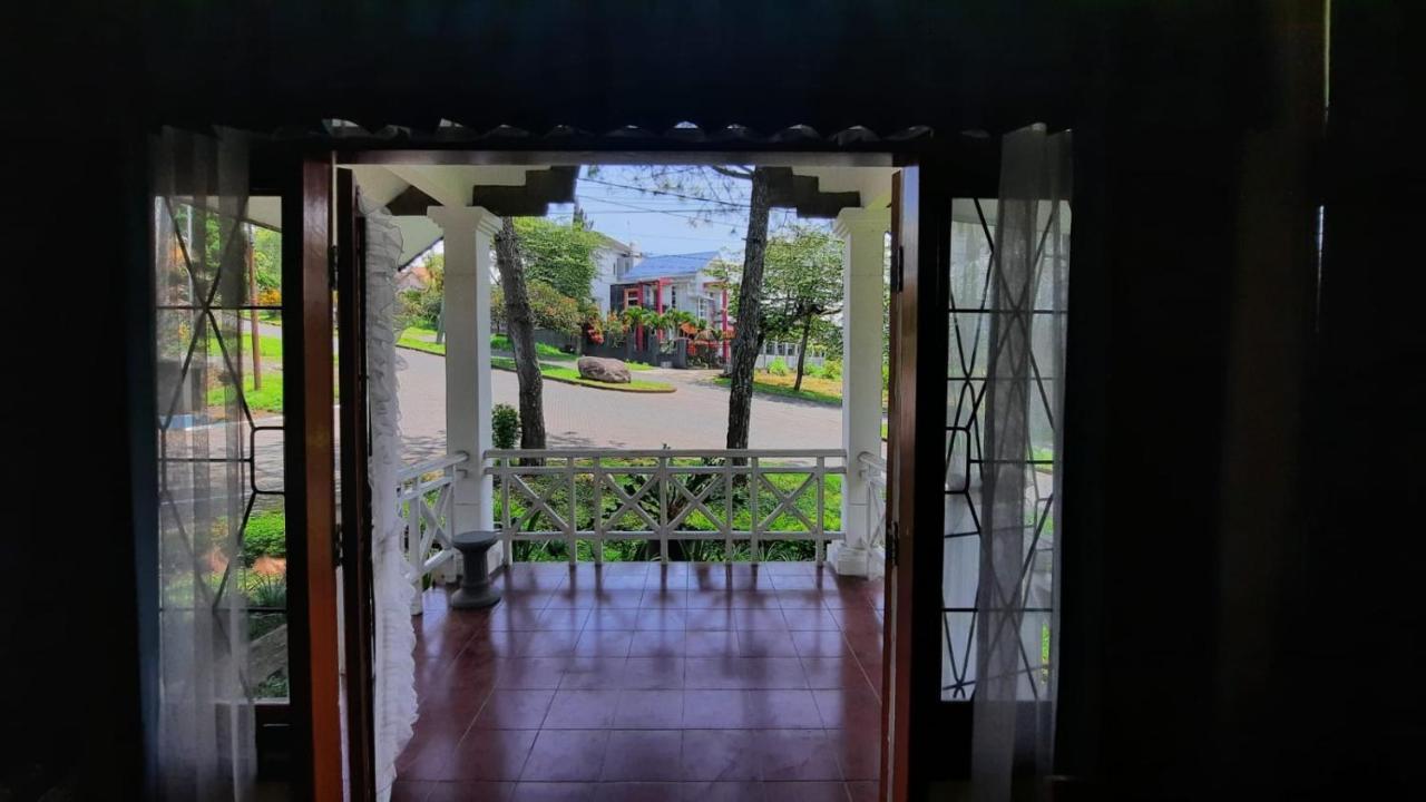 Villa Denisa Tlekung Exterior foto